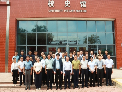 新身份，新责任！世界杯信誉买球集团受聘山东交通学院工程机械学院理事会副理事长单位